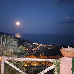 https://la-cita-ca-vista-mare.hotelitalianriviera.com