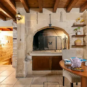 https://casina-dei-baroni.lecce-hotels.com