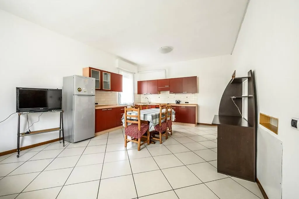 Parking&Wifi Free / Hesperia Groundfloor Oasis Apartment Modena
